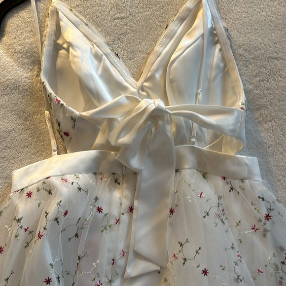 Chi Chi London NWT #ChiChiLondon - Picture 6 of 9